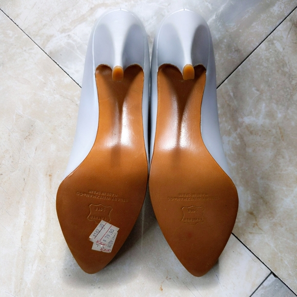 Vtg 90s Stuart Weitzman Silver Pointy Pump 9AA - Picture 5 of 5